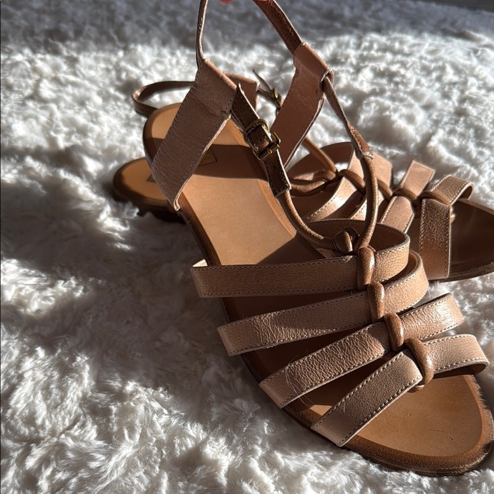 Chloe Tan Leather Strappy Sandals size 40 - Picture 4 of 4